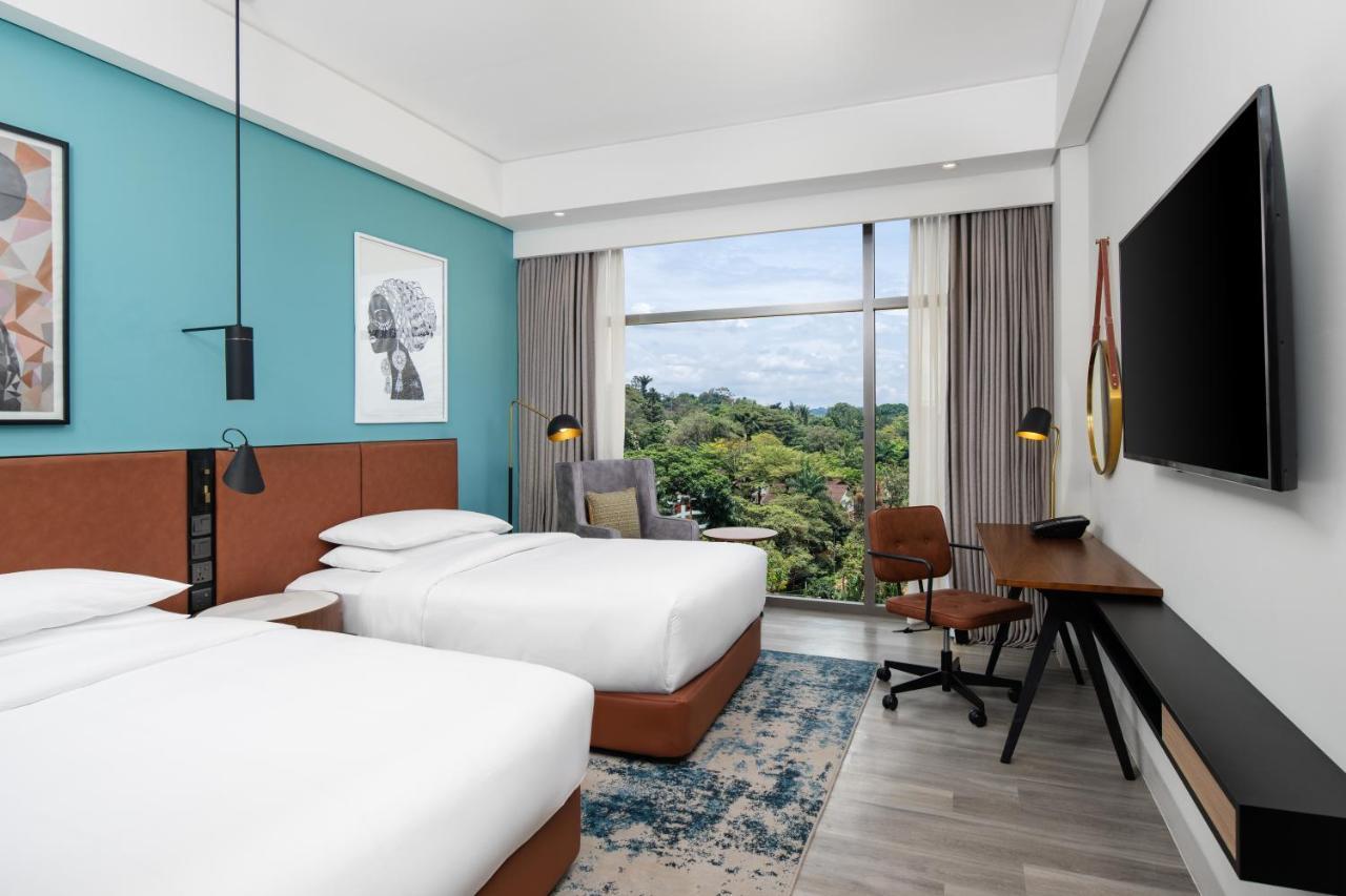 Four Points By Sheraton Kampala Exteriör bild