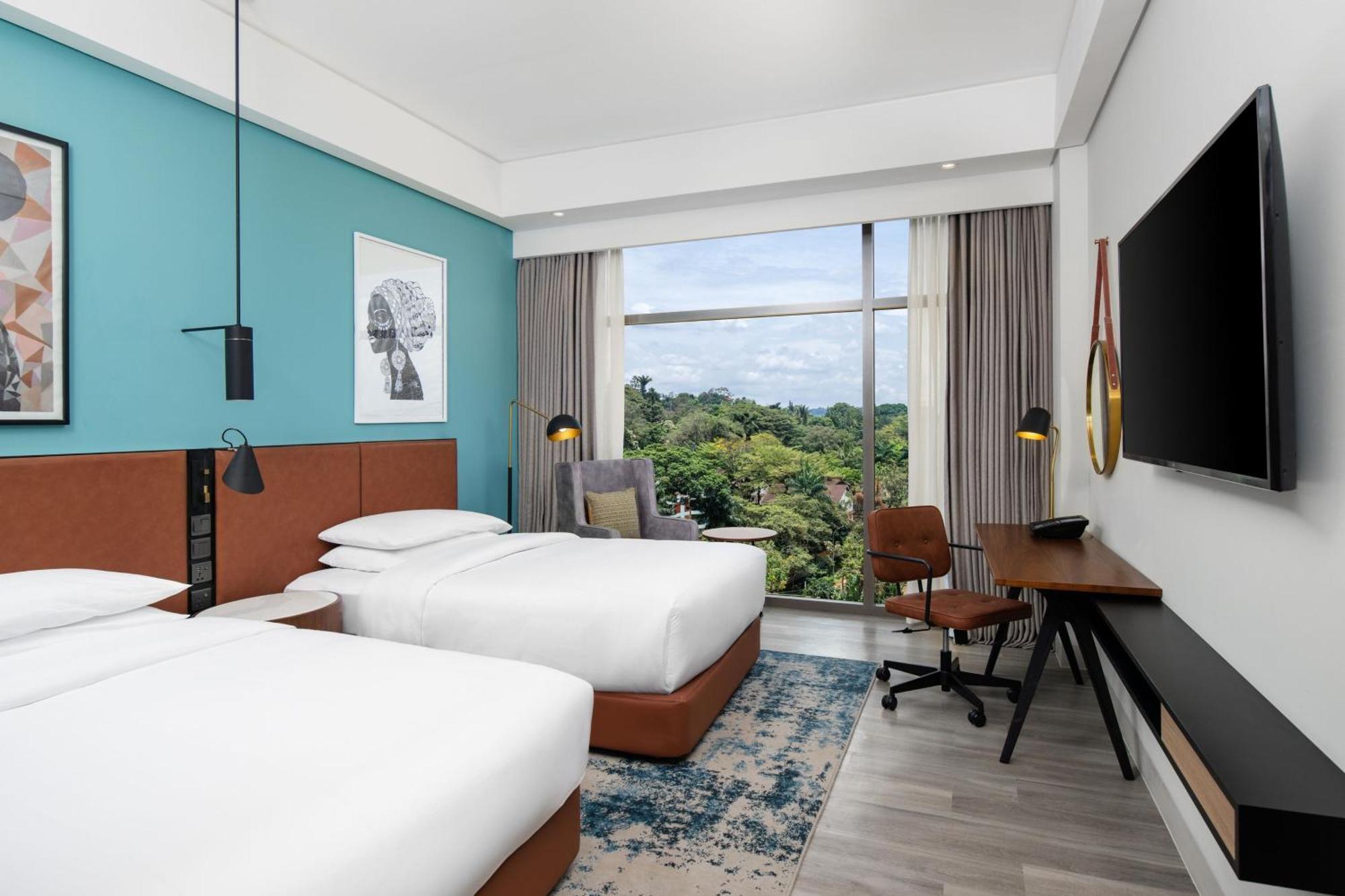 Four Points By Sheraton Kampala Exteriör bild