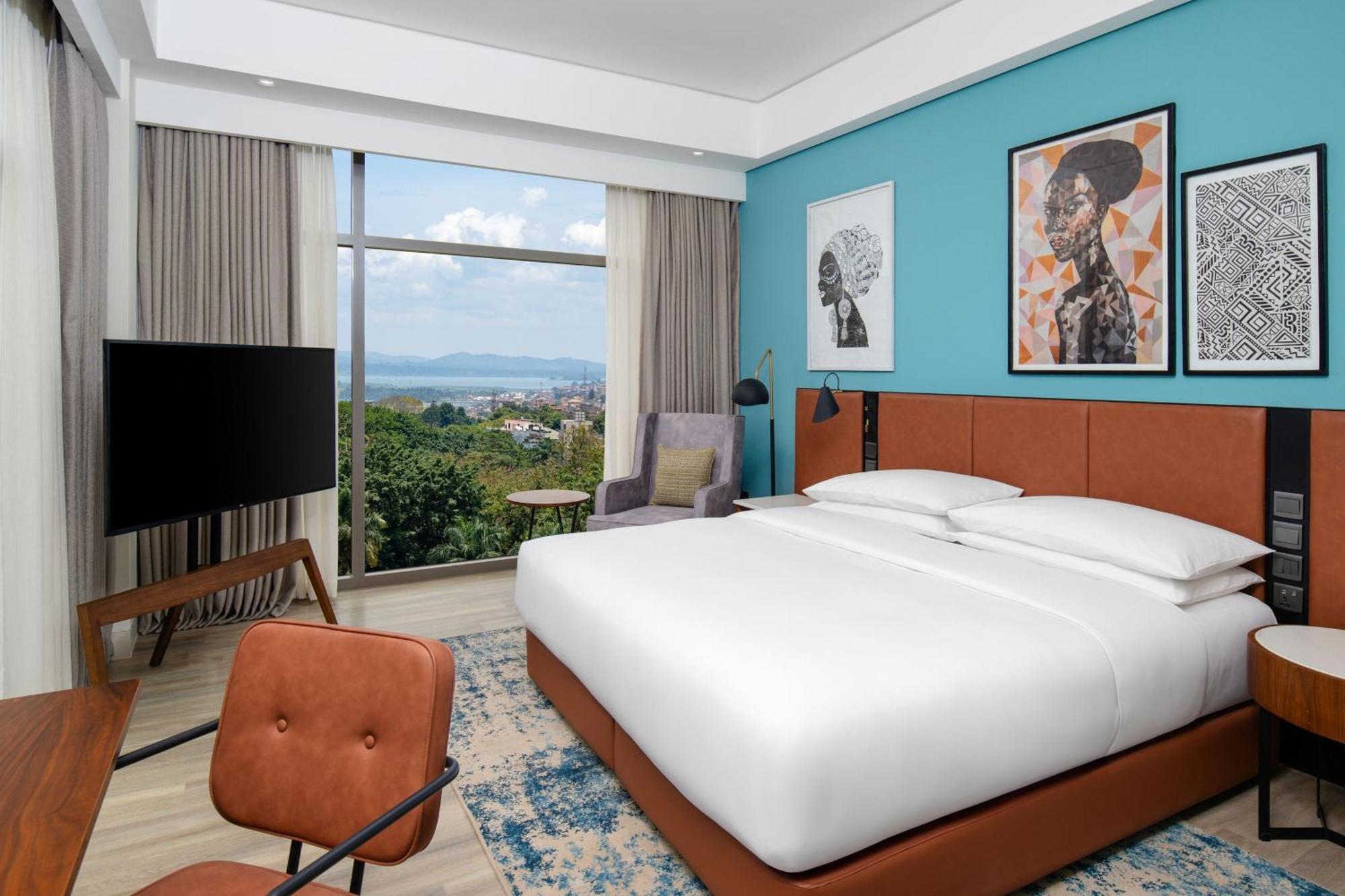 Four Points By Sheraton Kampala Exteriör bild
