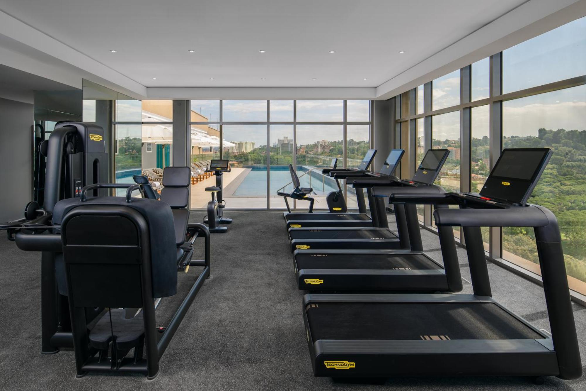 Four Points By Sheraton Kampala Exteriör bild